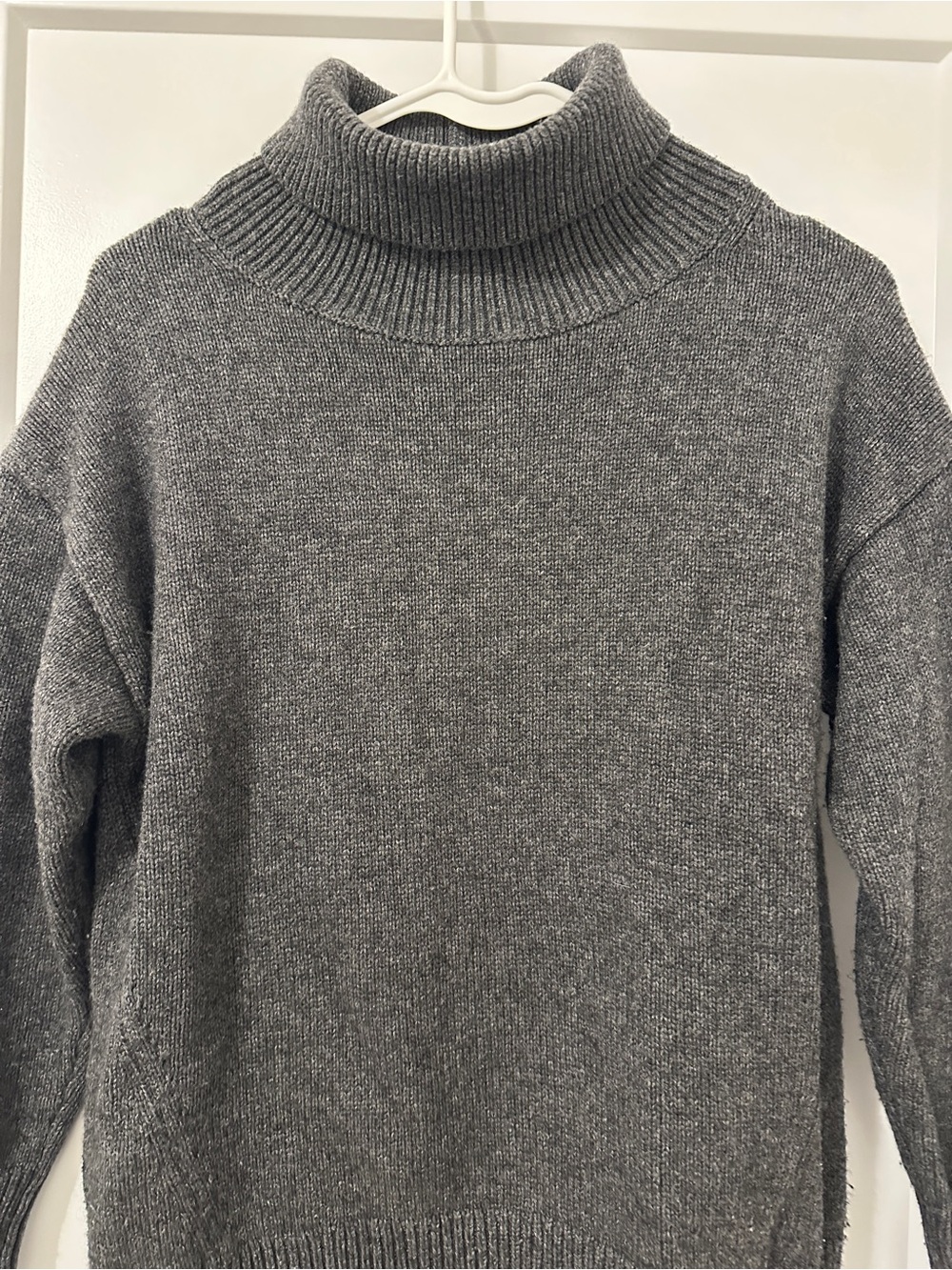 Aritzia Babaton Nicolas Grey Nicolas Cashmere Wool Turtleneck Sweater Size XS - Picture 6 of 12